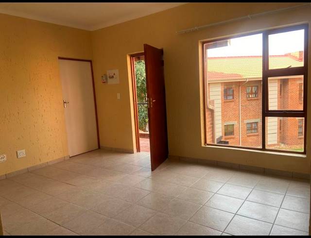 3 BEDROOM PROPERTY TO RENT IN AMOROSA